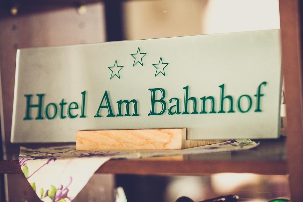 Hotel Am Bahnhof Штендаль Екстер'єр фото